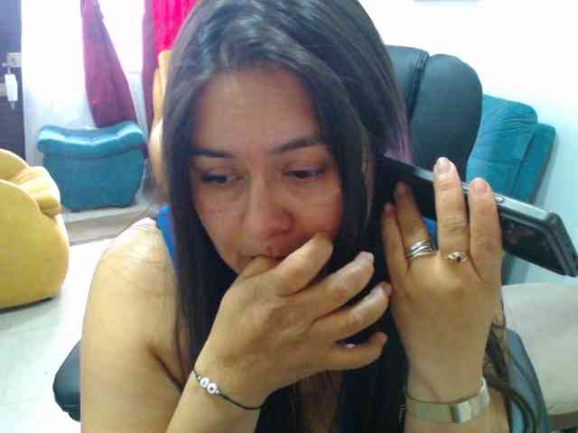 MARILYNWHANCO webcam