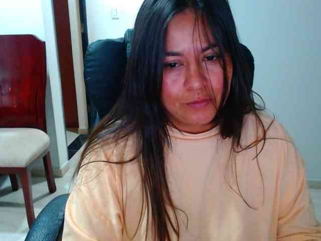 MARILYNWHANCO webcam