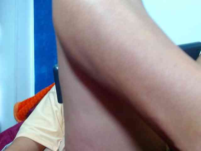 MARILYNWHANCO webcam