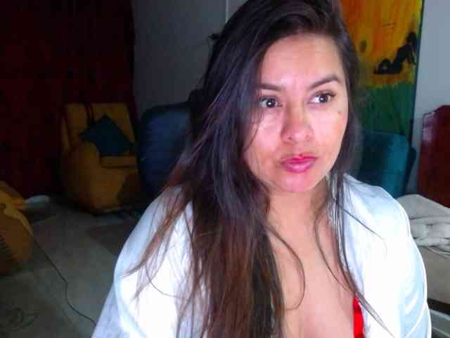 MARILYNWHANCO webcam