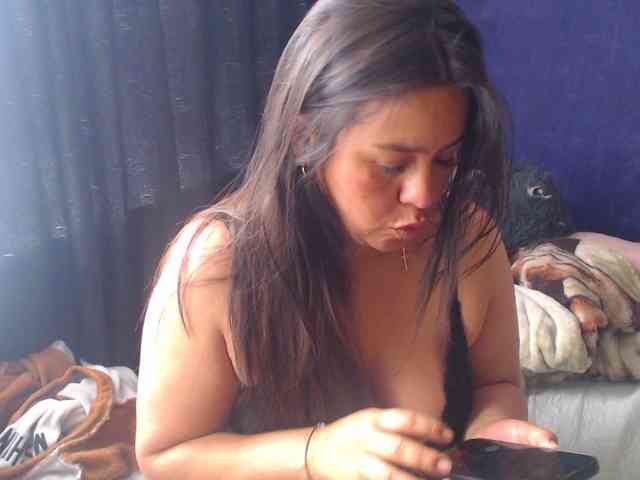 MARILYNWHANCO webcam