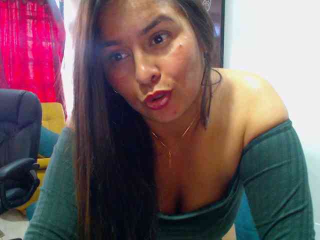 MARILYNWHANCO webcam