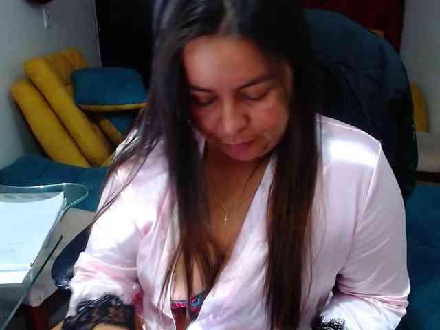 MARILYNWHANCO webcam