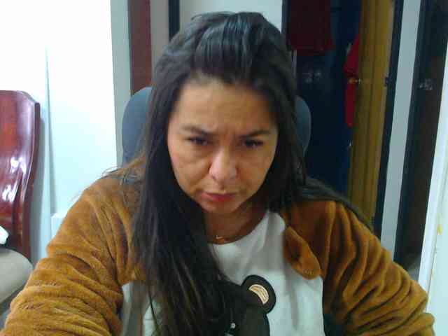 MARILYNWHANCO webcam