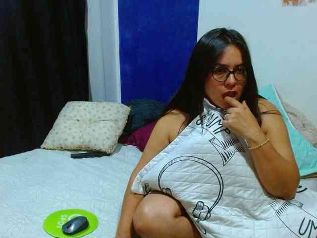 MARILYNWHANCO webcam