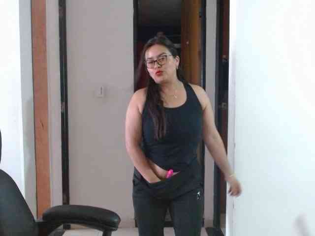 MARILYNWHANCO webcam