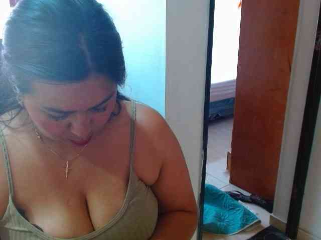 MARILYNWHANCO webcam