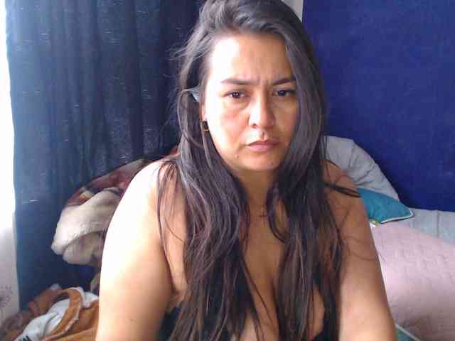 MARILYNWHANCO webcam