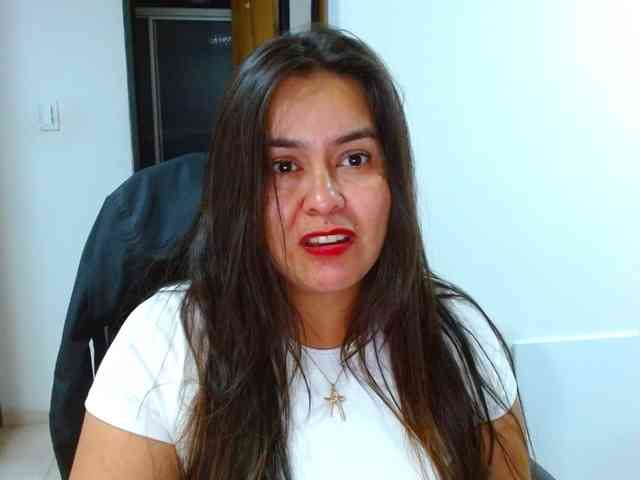 MARILYNWHANCO webcam