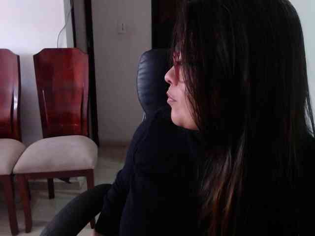 MARILYNWHANCO webcam