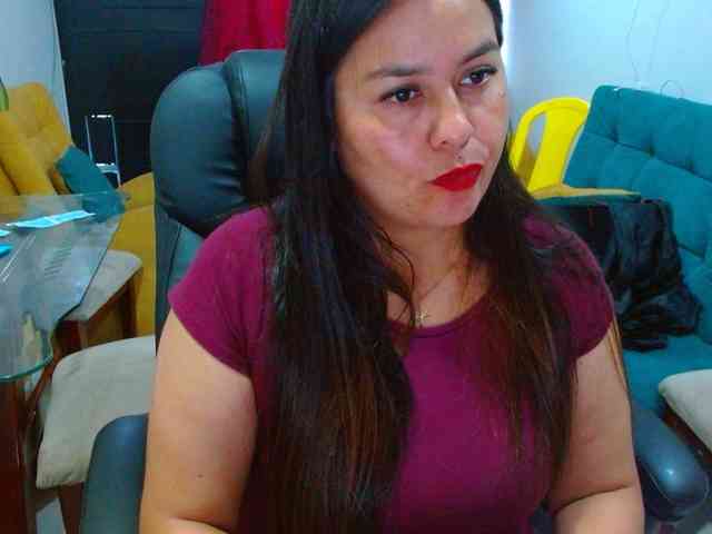 MARILYNWHANCO webcam