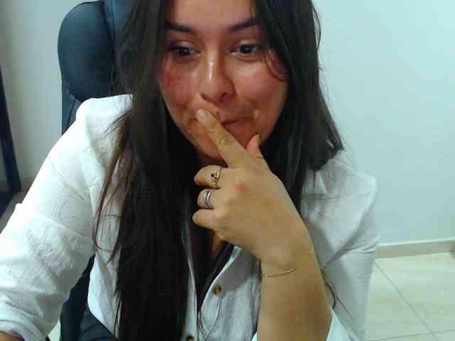 MARILYNWHANCO webcam
