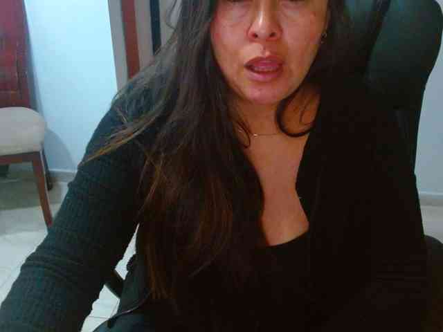 MARILYNWHANCO webcam