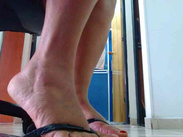 MARILYNWHANCO webcam