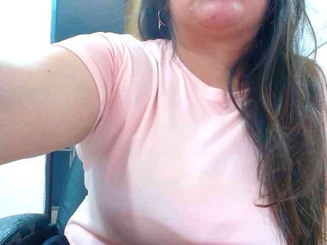 MARILYNWHANCO webcam