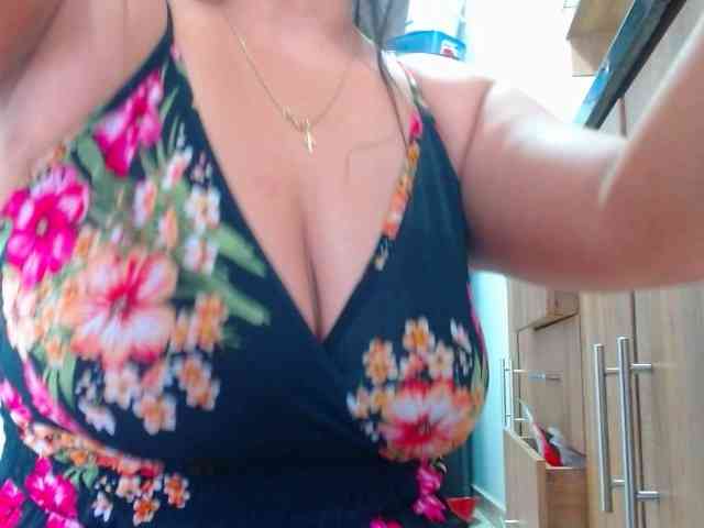 MARILYNWHANCO webcam