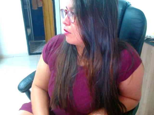 MARILYNWHANCO webcam