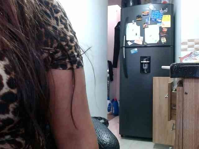 MARILYNWHANCO webcam