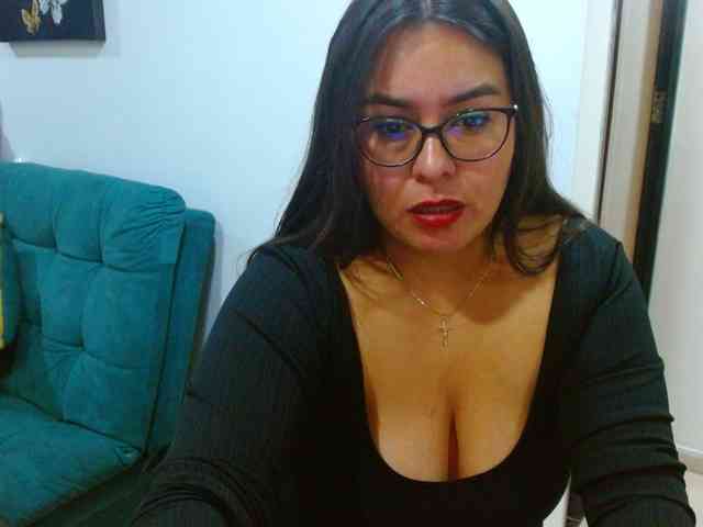 MARILYNWHANCO webcam