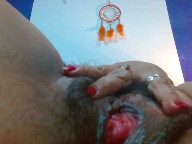 MARILYNWHANCO webcam