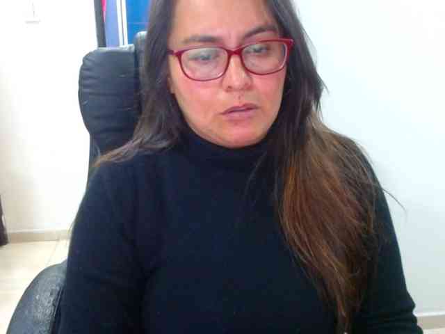 MARILYNWHANCO webcam