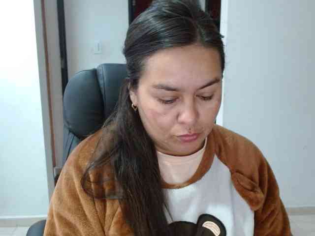 MARILYNWHANCO webcam