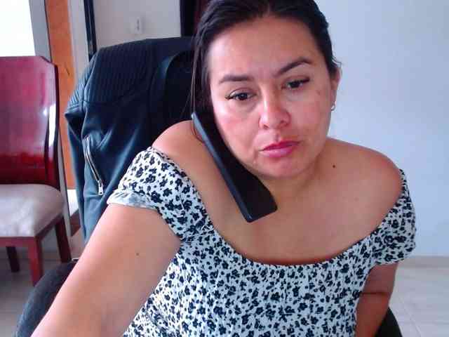 MARILYNWHANCO webcam