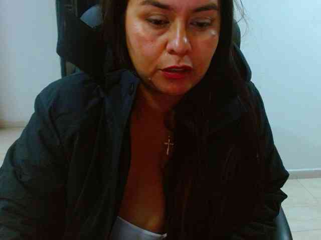 MARILYNWHANCO webcam