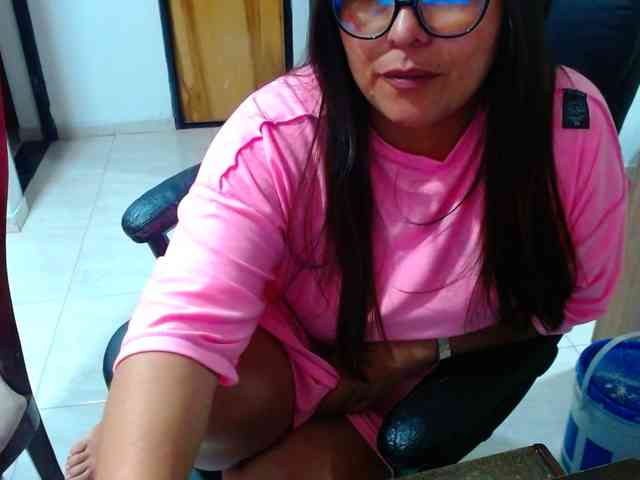 MARILYNWHANCO webcam