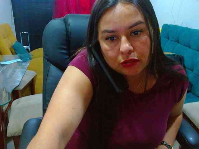 MARILYNWHANCO webcam