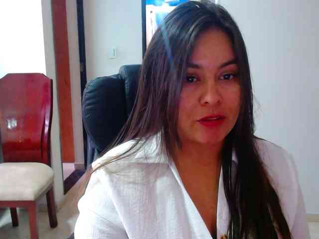 MARILYNWHANCO webcam