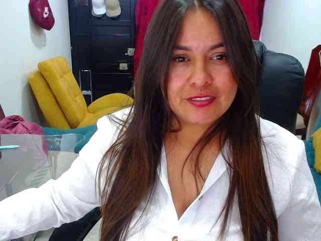 MARILYNWHANCO webcam