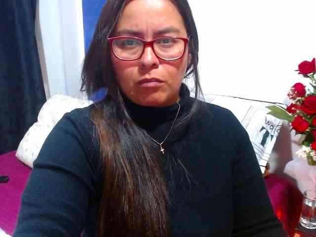 MARILYNWHANCO webcam