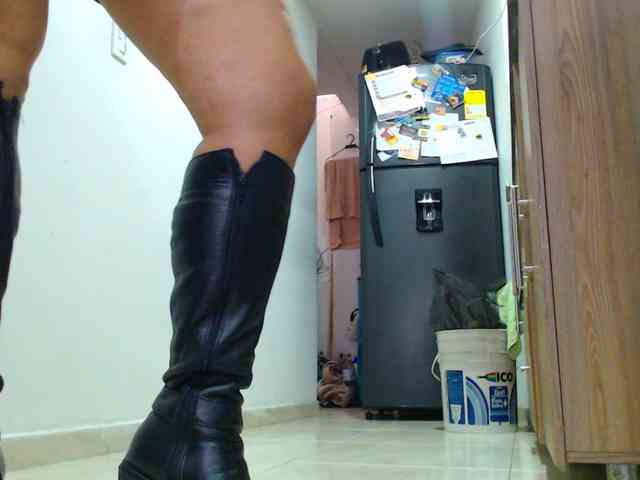 MARILYNWHANCO webcam