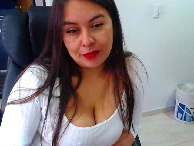 MARILYNWHANCO webcam