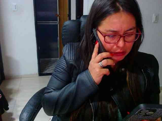 MARILYNWHANCO webcam