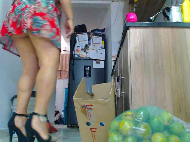 MARILYNWHANCO webcam