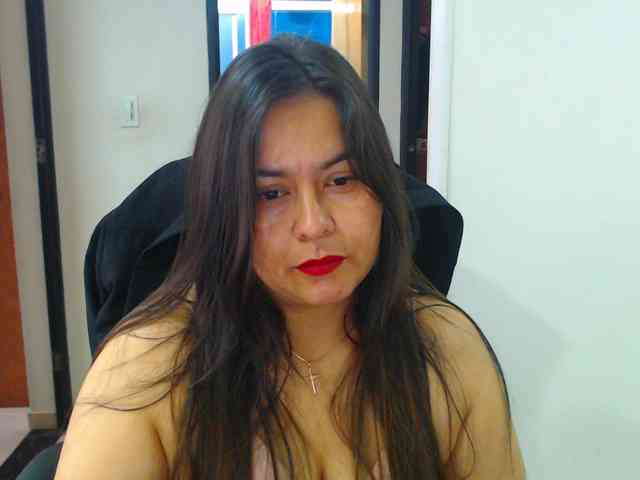 MARILYNWHANCO webcam