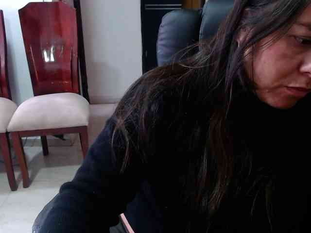 MARILYNWHANCO webcam