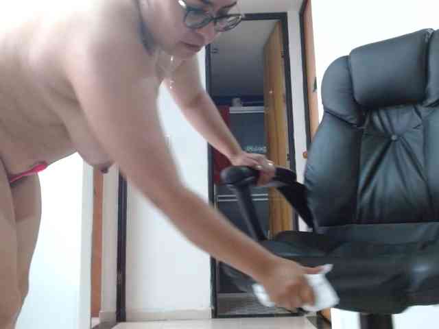 MARILYNWHANCO webcam