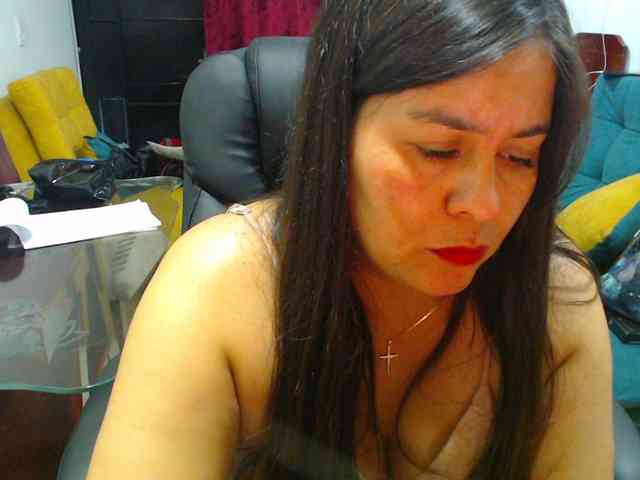 MARILYNWHANCO webcam