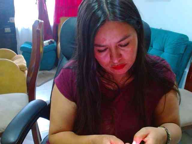 MARILYNWHANCO webcam