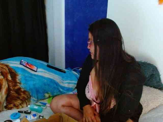 MARILYNWHANCO webcam