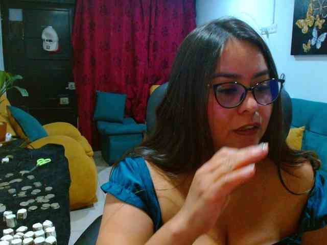 MARILYNWHANCO webcam