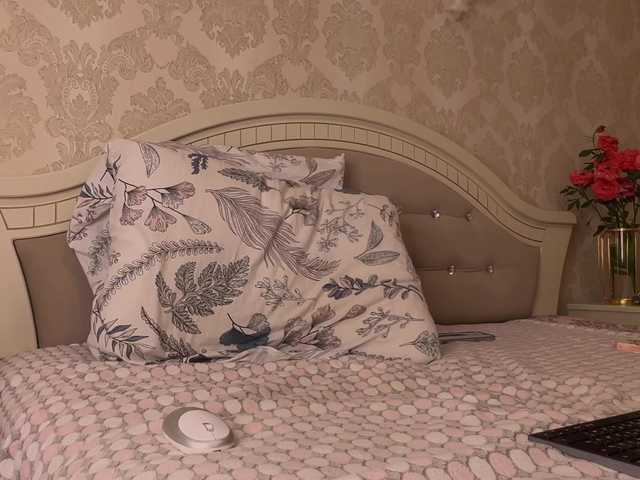 Lady-Dee webcam