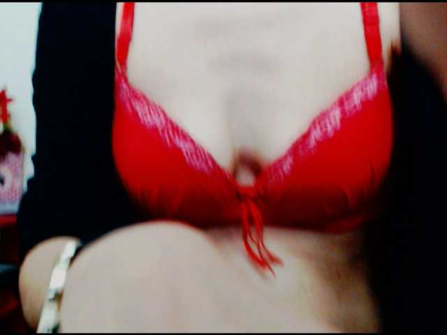 KalystaGreen's BongaCams show and profile