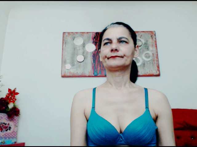 KalystaGreen's BongaCams show and profile