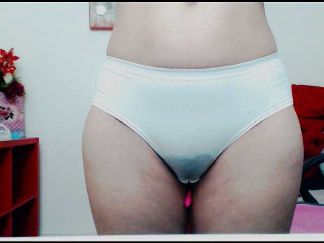 KalystaGreen's BongaCams show and profile