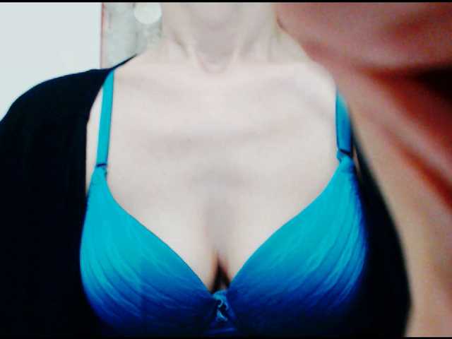 KalystaGreen's BongaCams show and profile