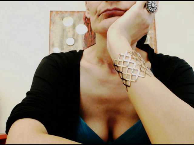 KalystaGreen's BongaCams show and profile